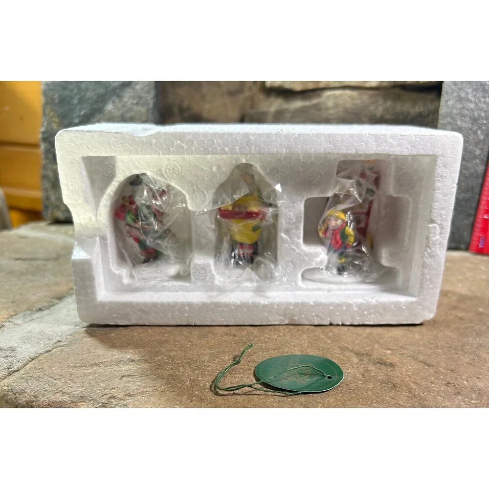 Dept 56 Heritage Village Accessories 3pc Baker Elves #5603-0 box